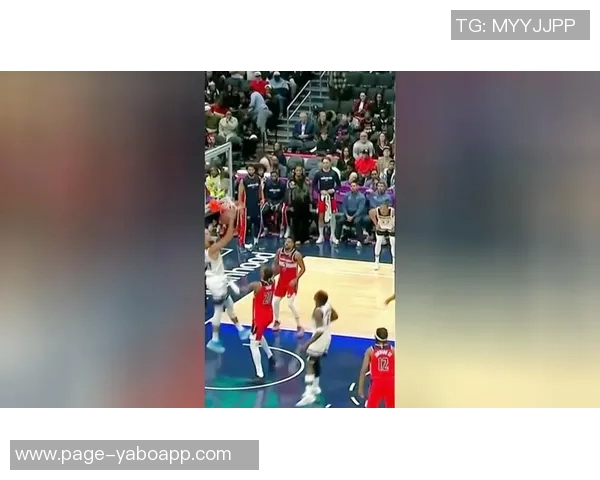 爱德华兹称赞戈贝尔接球能力提升现已能接几乎所有传球 爱德华兹称赞戈贝尔接球能力提升现已能接几乎所有传球